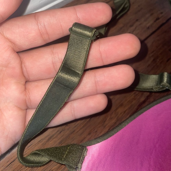 Victoria’s Secret pink wear everywhere push up bra free bra pink bra - Picture 5 of 16